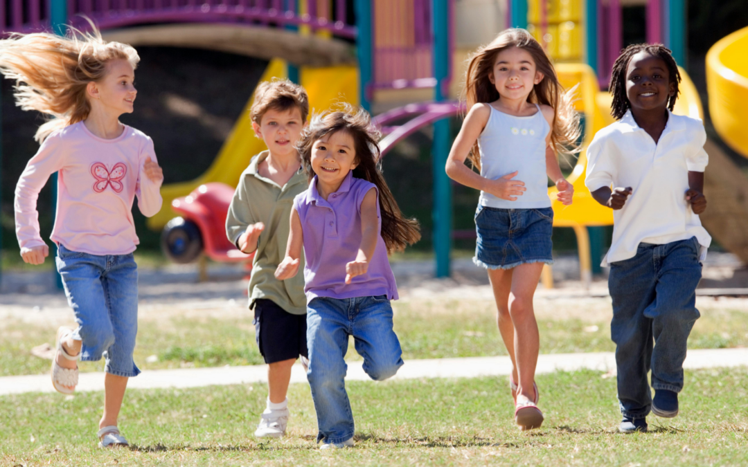 homeschool kids playing in the park
